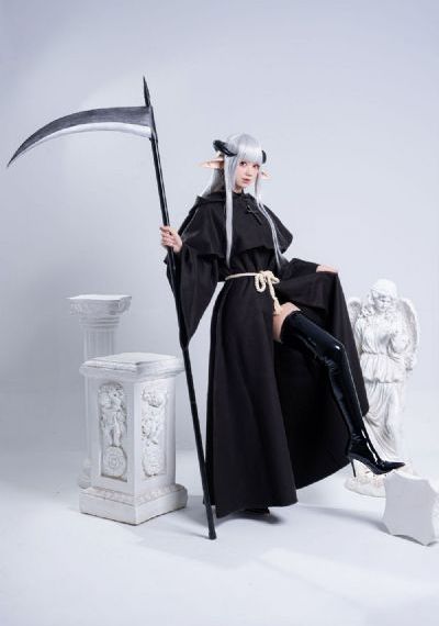 裸体宫女跪侍皇上h