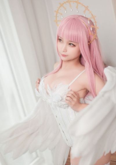 《年轻女教师2》在线播放