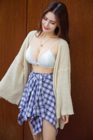 美女考逼